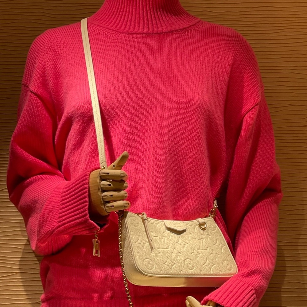 Louis Vuitton Easy Pouch on Strap